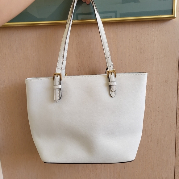 MICHAEL KORS Elegant White Tote Bag - Picture 7 of 8